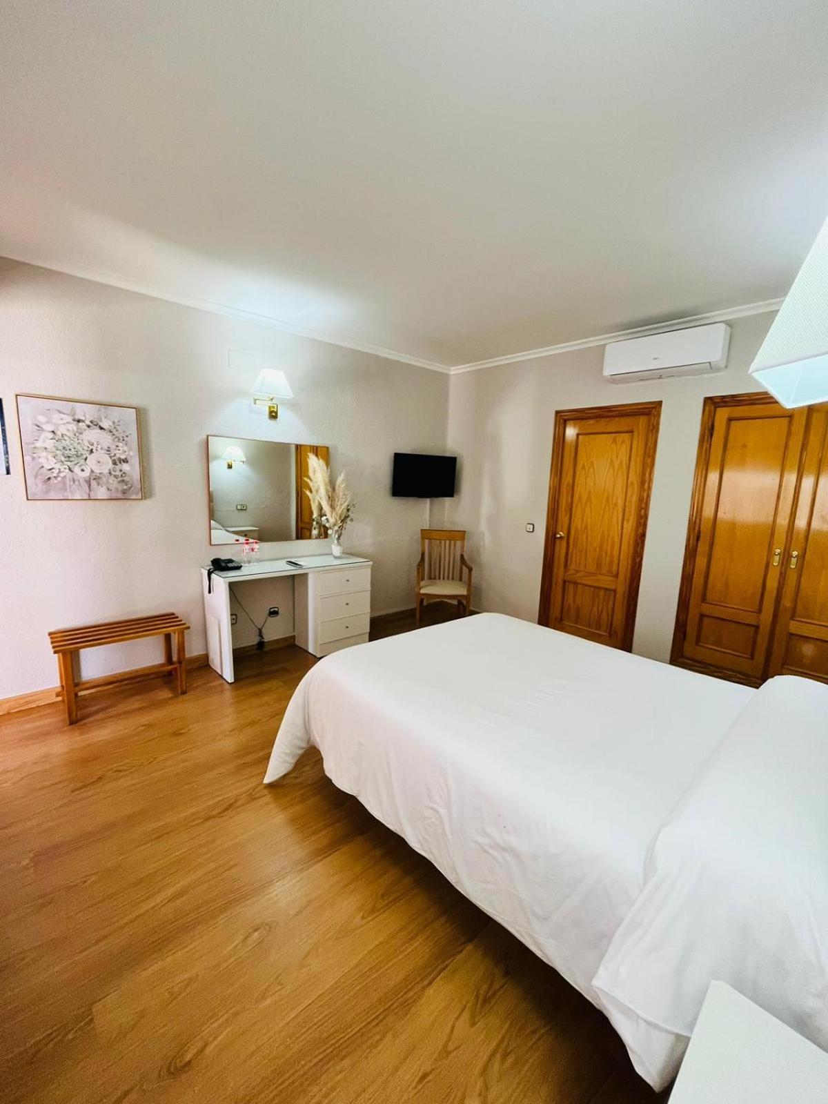 Hotel Salvador Bailén Eksteriør billede